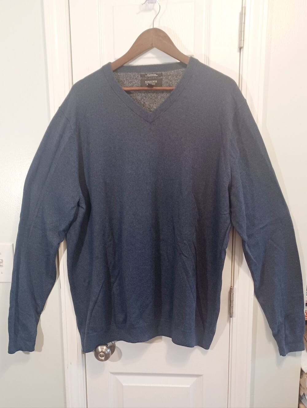 Nordstrom Men's LightweightNavy V-neck Sweater in Cotton Cashmere Blend 2XL Tall